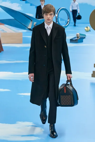 Look 5